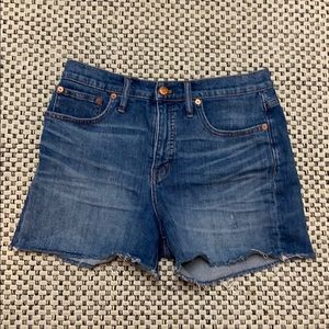 Madewell Denim Shorts raw hem size 28